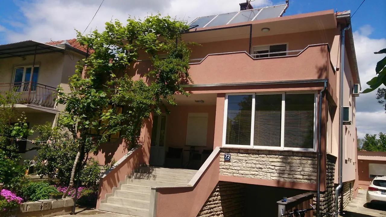 Apartmani Punta פאקוסטאן